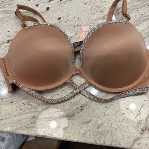 Victoria’s Secret nude push up bra 36C